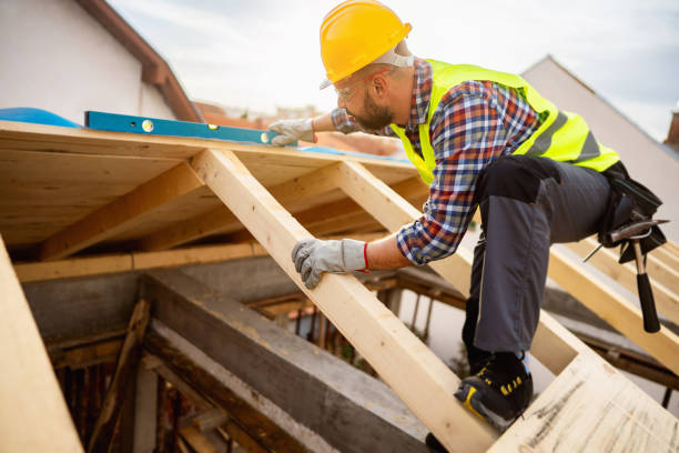 Best Roof Gutter Cleaning  in Oak Hills, OR